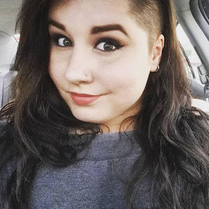 Meet your Posher, Hannah